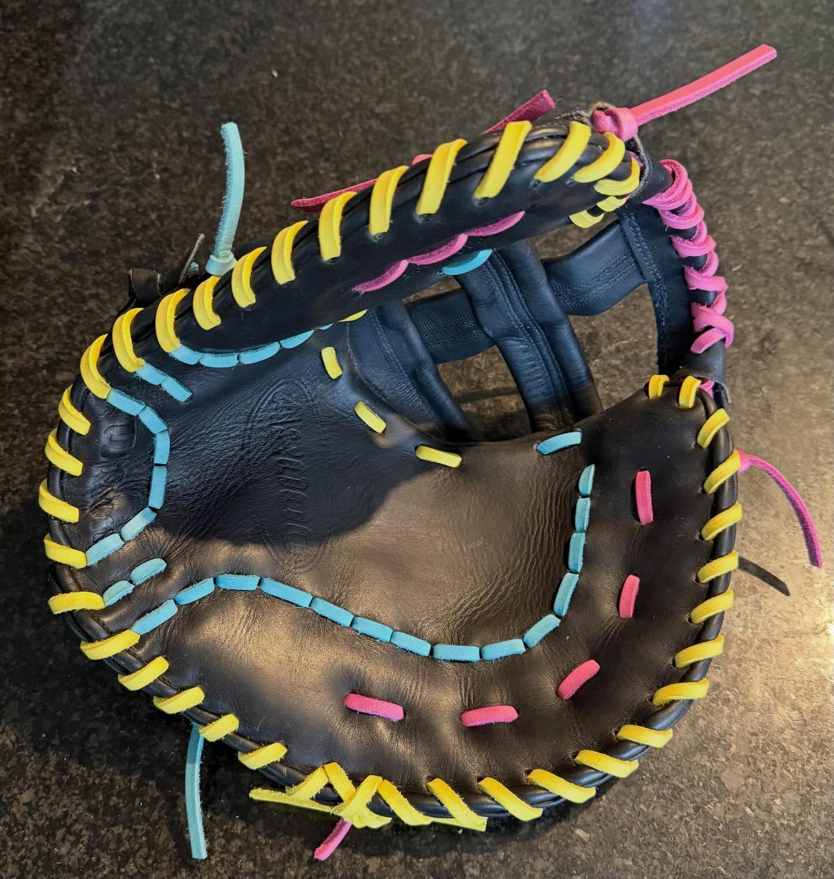 Baseball/Softball Glove - Full Relacing